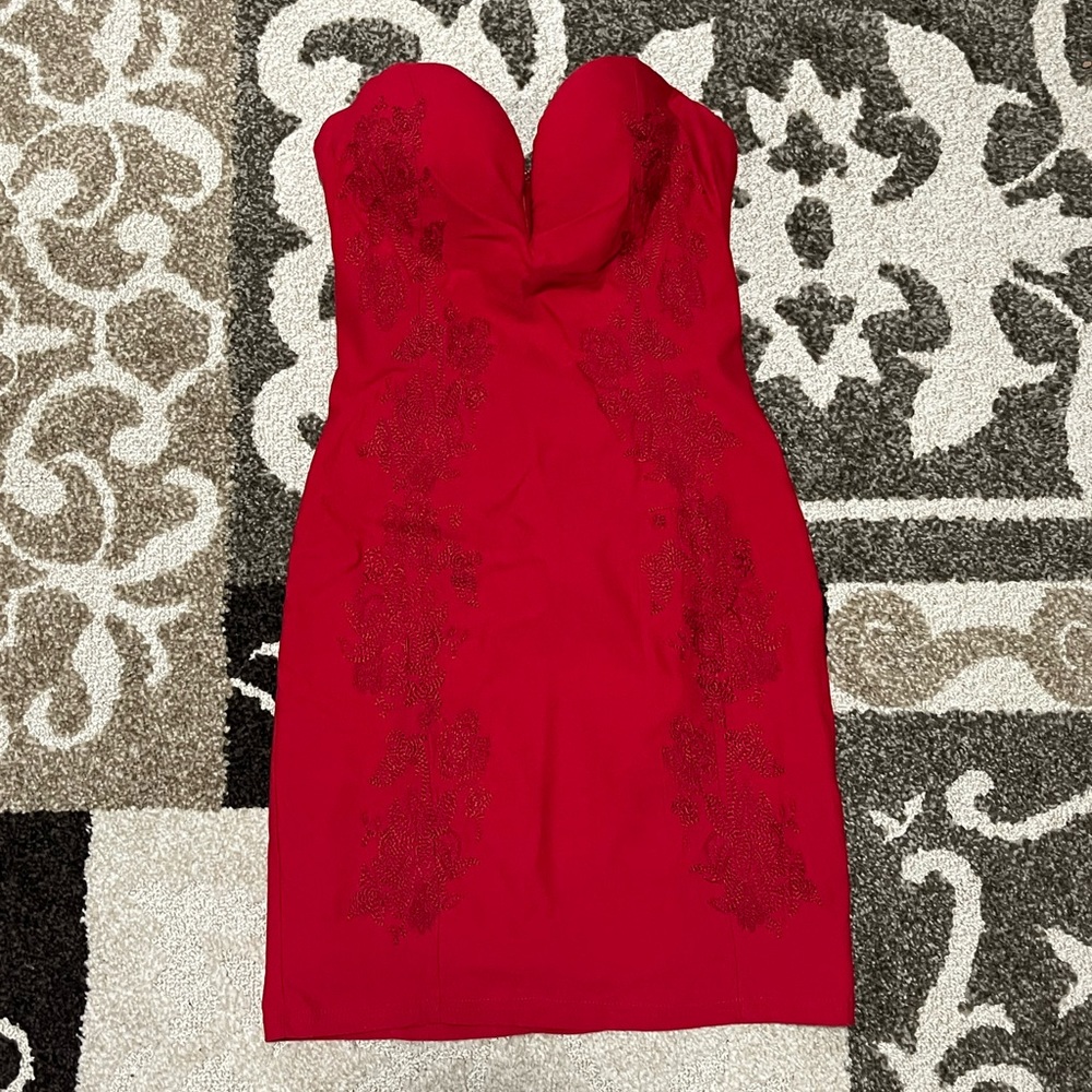LUXXEL Red Strapless Cocktail Dress - Size Small